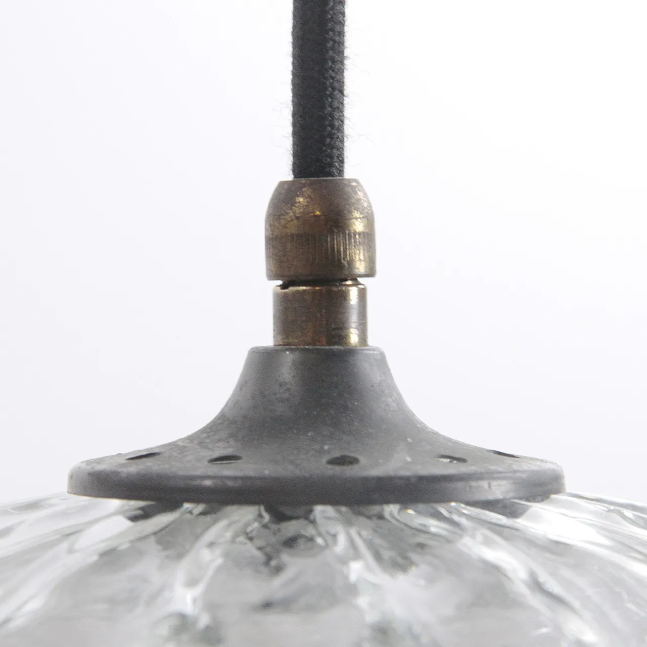 Coppia di lampade a sospensione nello stile di Angelo Brotto, anni '60 5