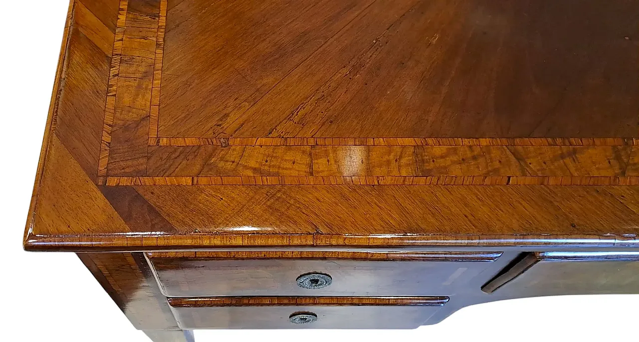 Louis XVI style center desk in walnut and briar wood, 18th century 7