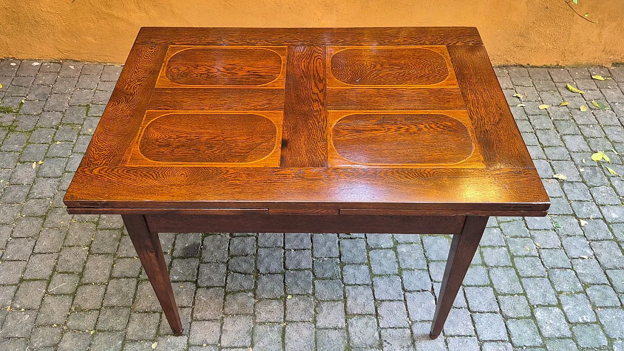 Extendable wooden table with ovals, 19th century 2