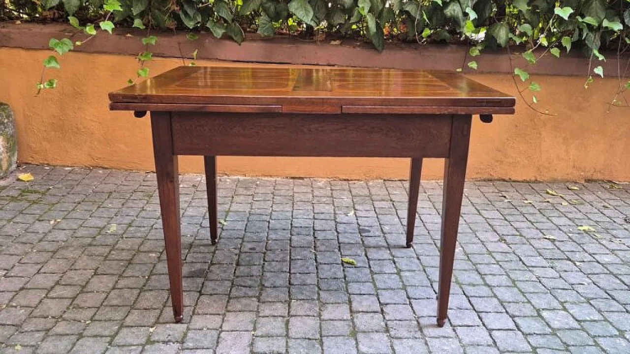 Extendable wooden table with ovals, 19th century 4