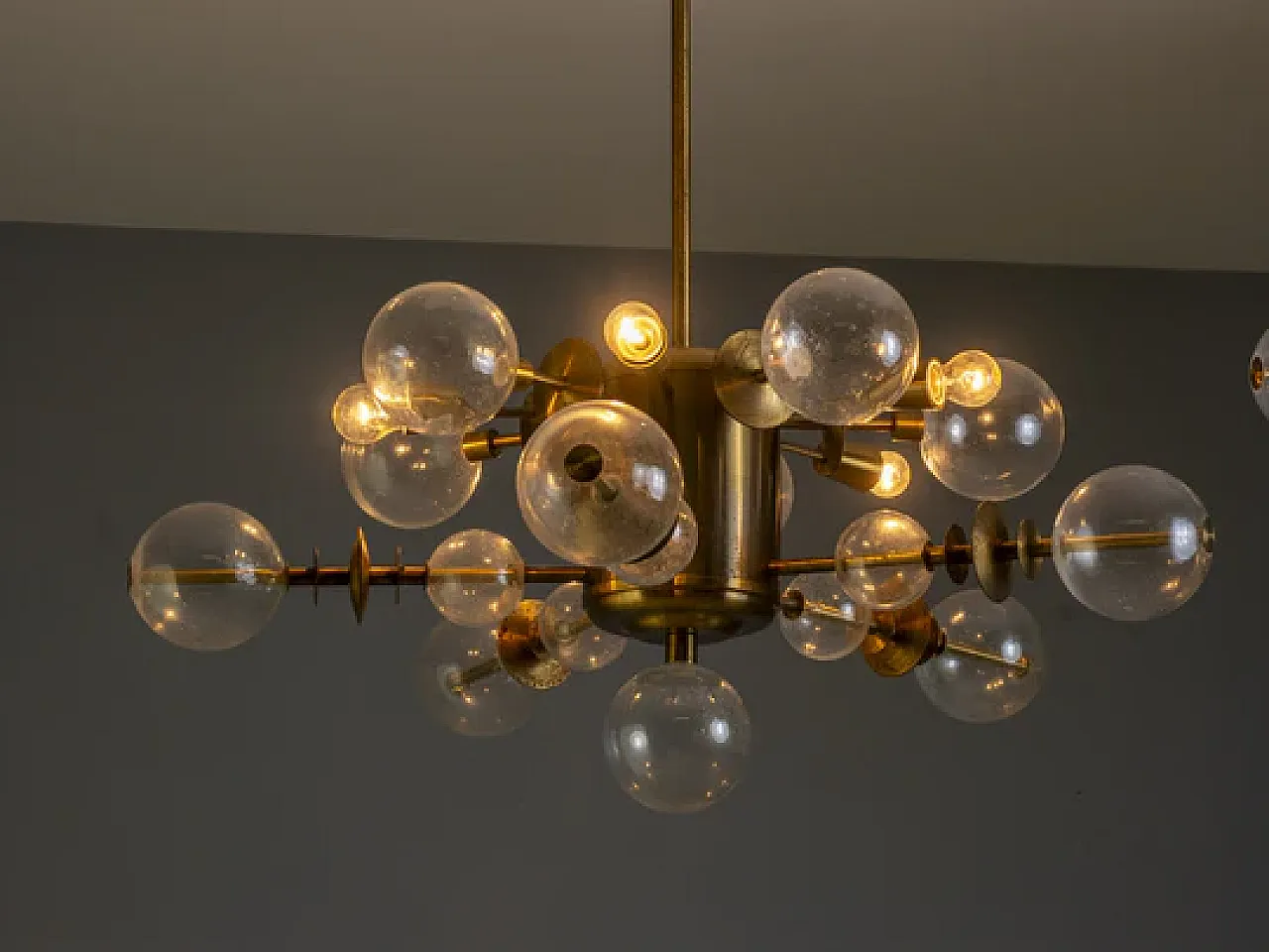 Lampadario in ottone dell'era spaziale, anni '70 5