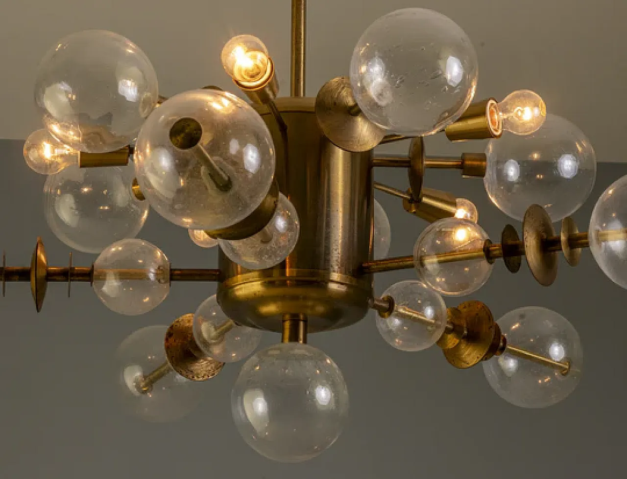 Lampadario in ottone dell'era spaziale, anni '70 10