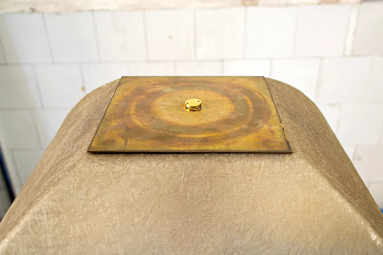 Lampada da terra a quattro luci in ottone di Lamperti, anni '70 3