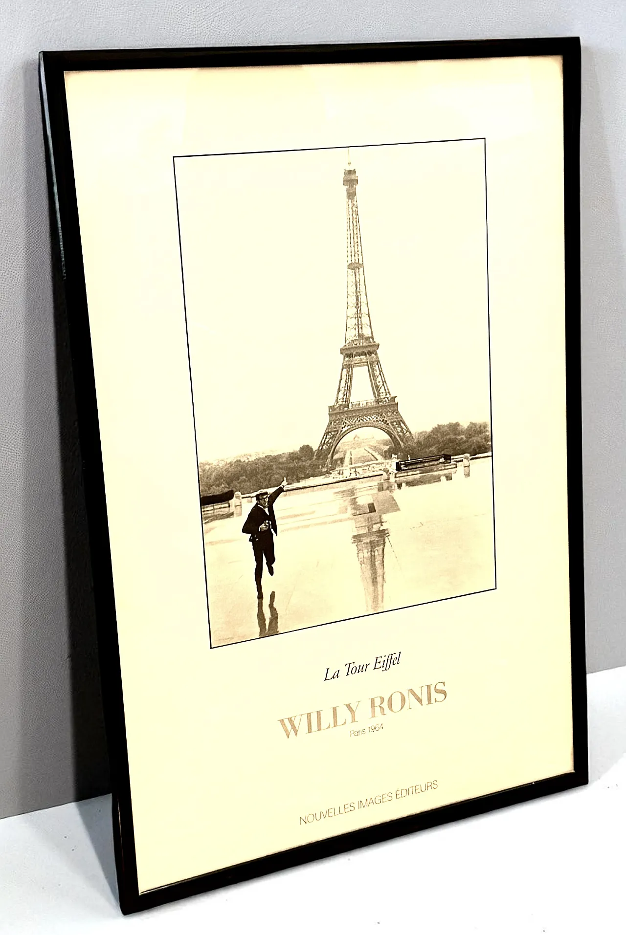 Willy Ronis, The Eiffel Tower, Paris 1964 2