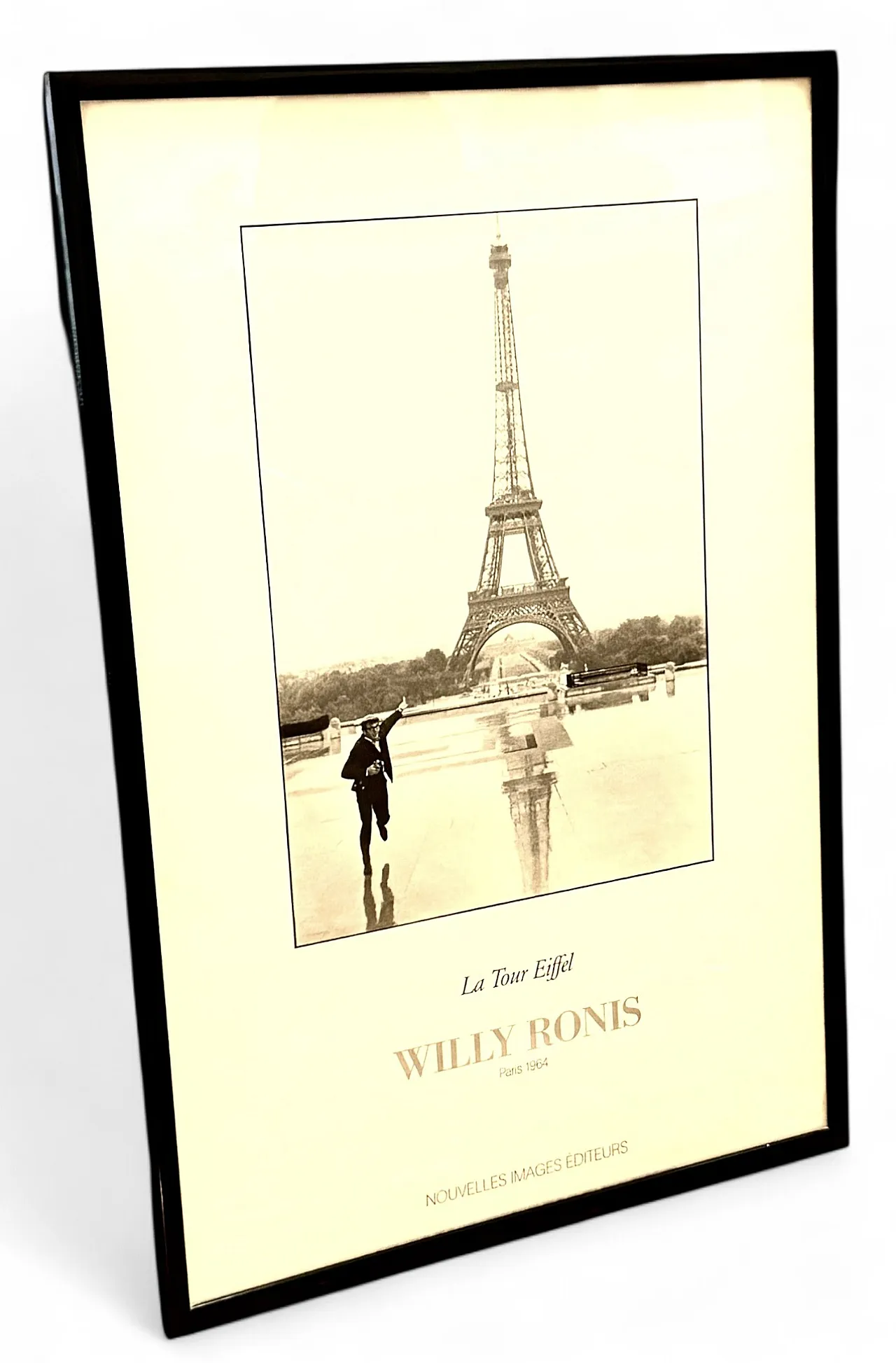 Willy Ronis, The Eiffel Tower, Paris 1964 3