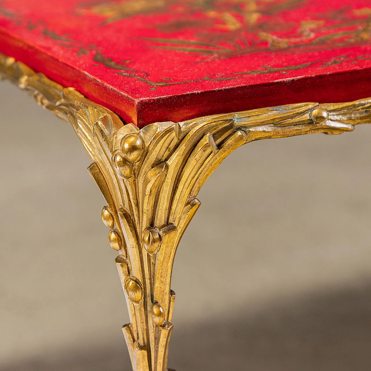 Tavolino in bronzo dorato attribuito a Maison Baguès, '900 6