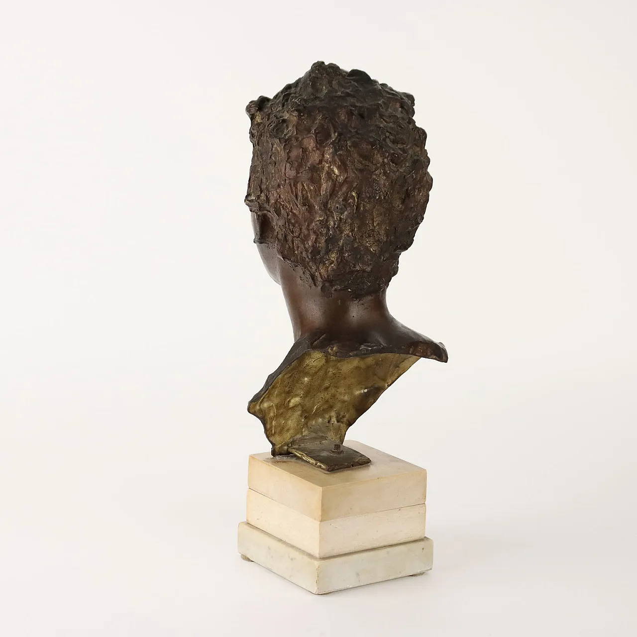 Vincenzo Cinque, Busto di ragazzo, scultura in bronzo e marmo 8