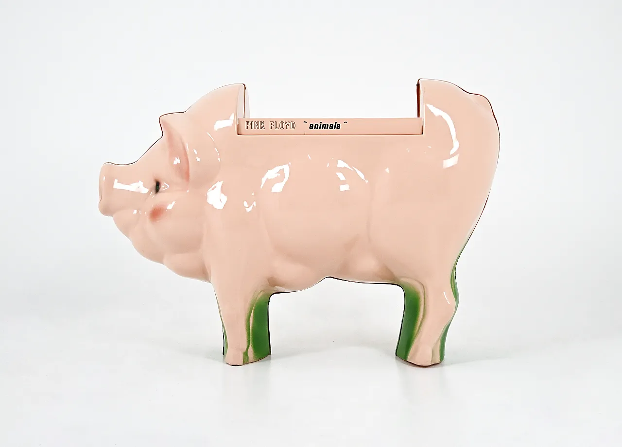 Record display stand for Pink Floyd's album Animals, 1977 6