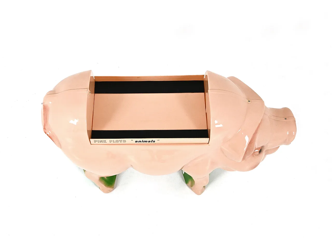 Record display stand for Pink Floyd's album Animals, 1977 9