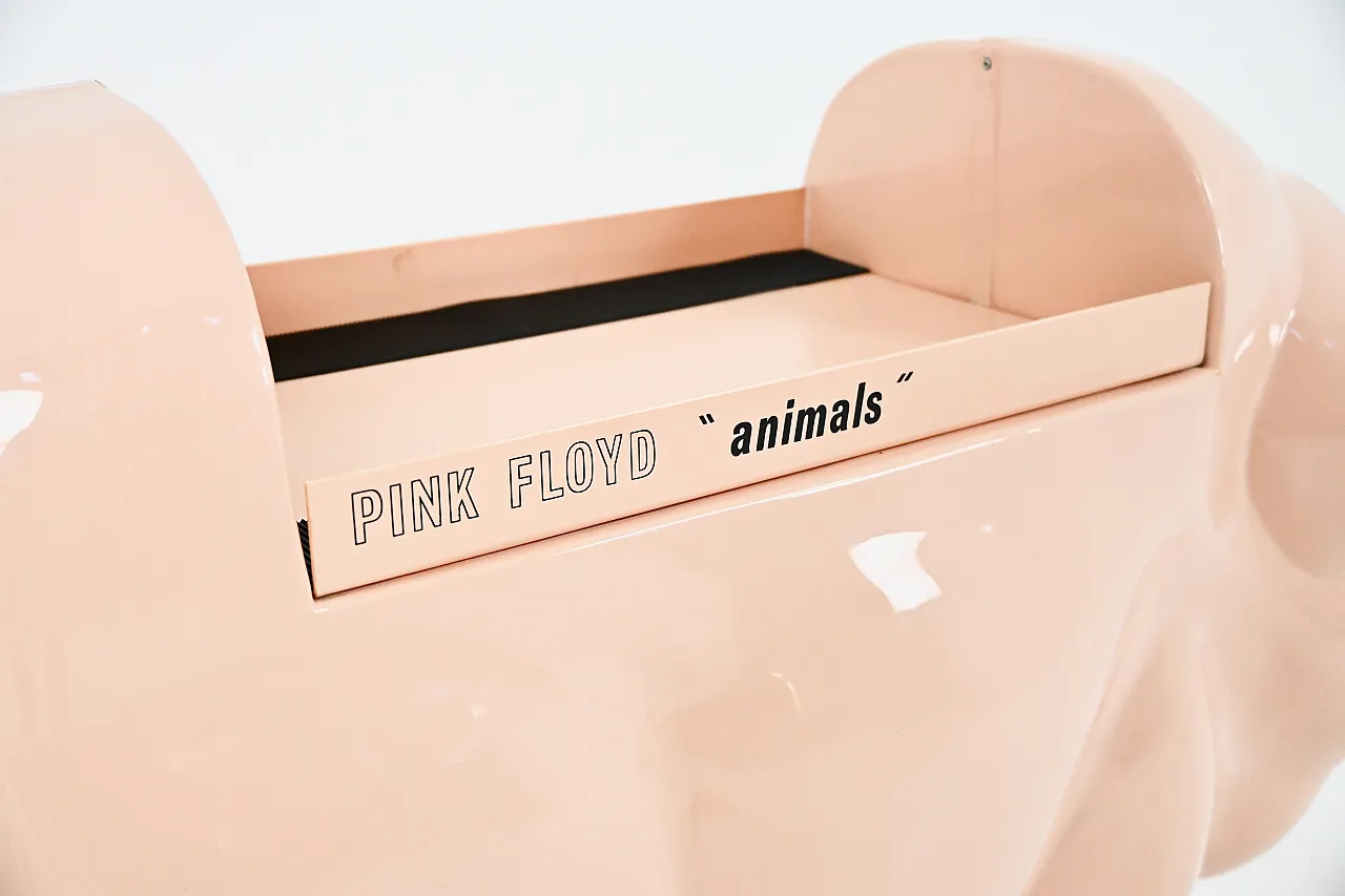 Record display stand for Pink Floyd's album Animals, 1977 10