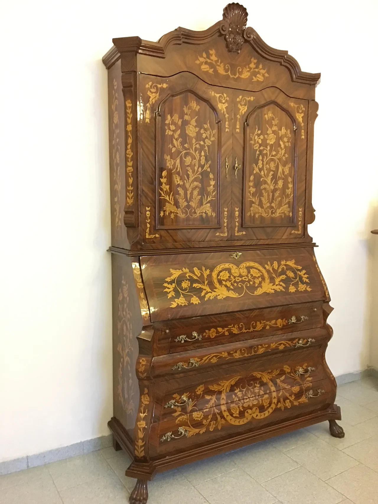 Dutch walnut trumeau with maple inlays, 1950s 2