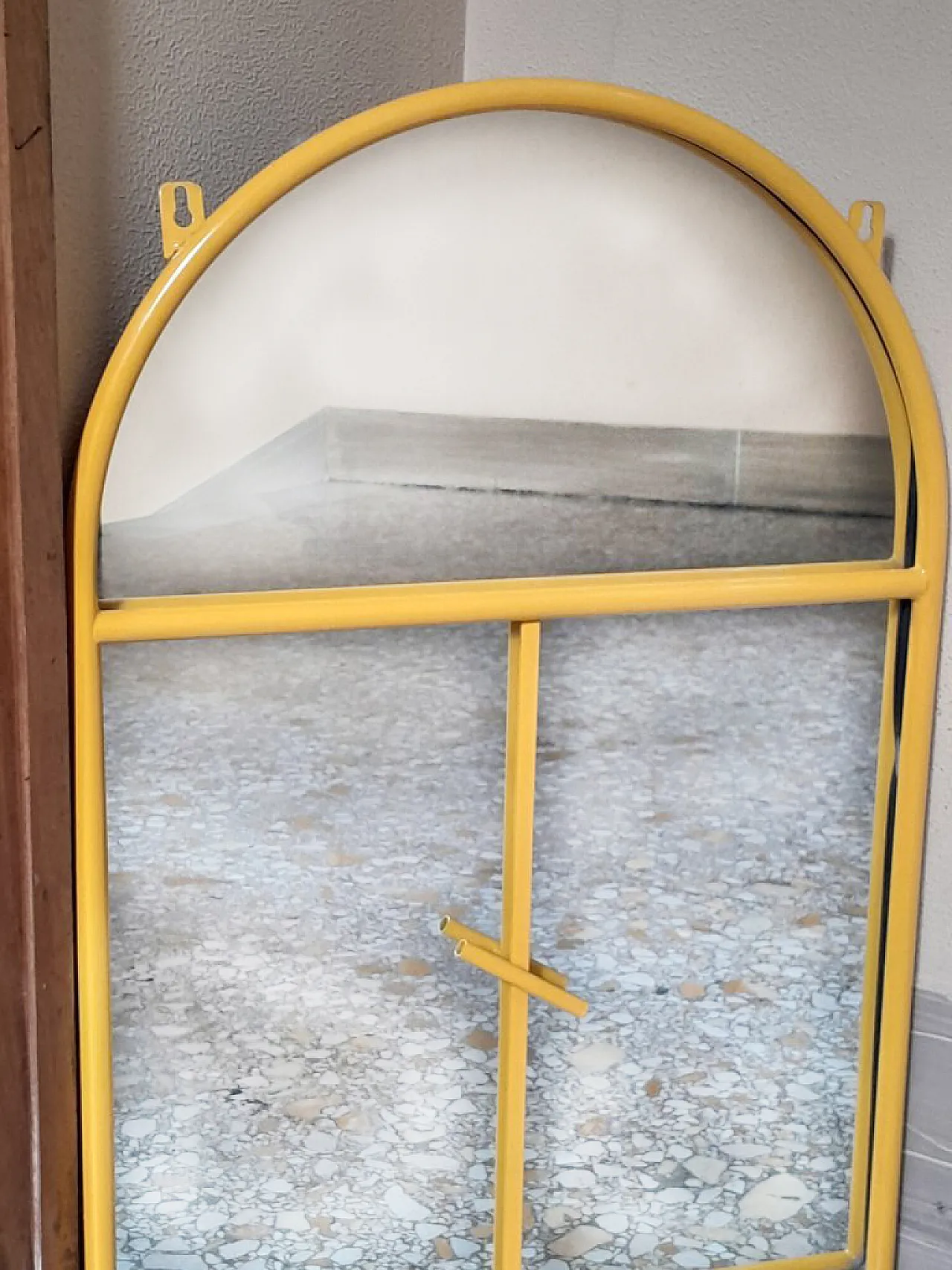 Specchio a forma di finestra 3