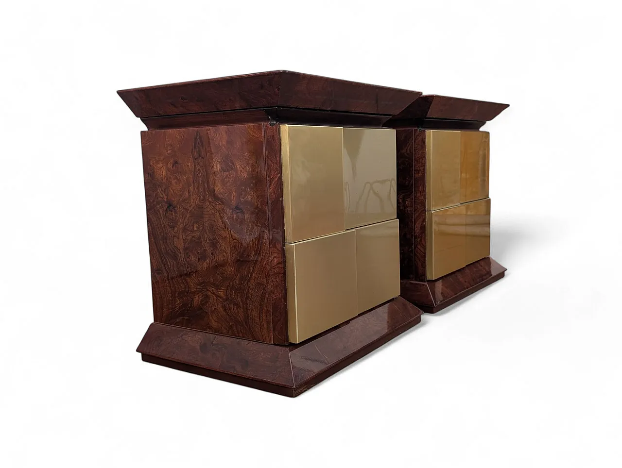 Comò e comodini in radica e ottone, Italia anni '70 13