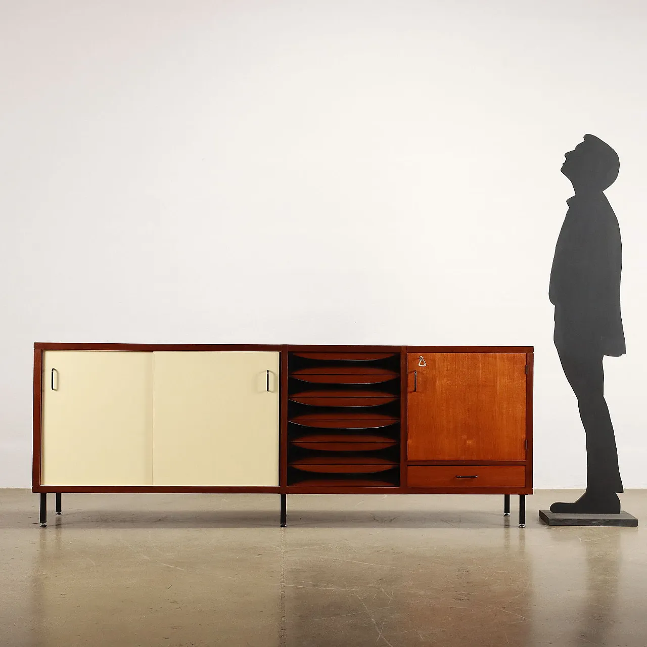 Credenza con ante scorrevoli in teak e formica, '900 2