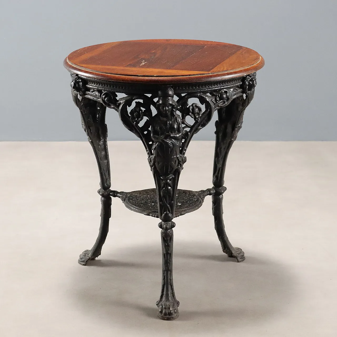 Tavolino in ghisa e rovere, '800 1