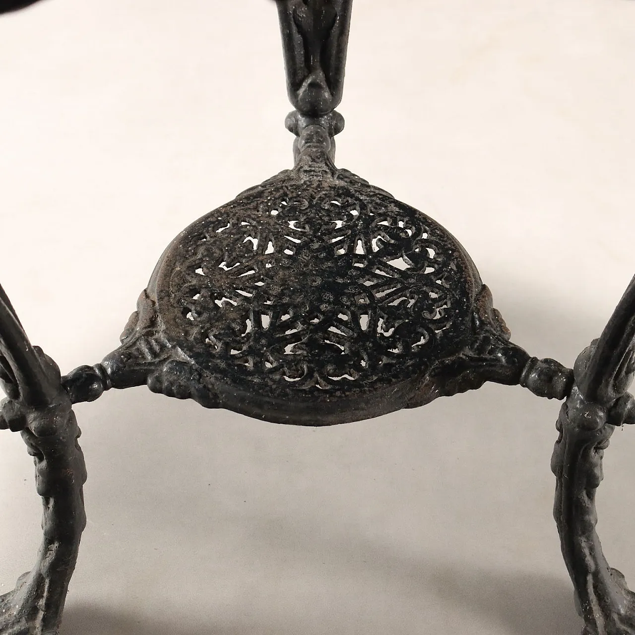 Tavolino in ghisa e rovere, '800 6