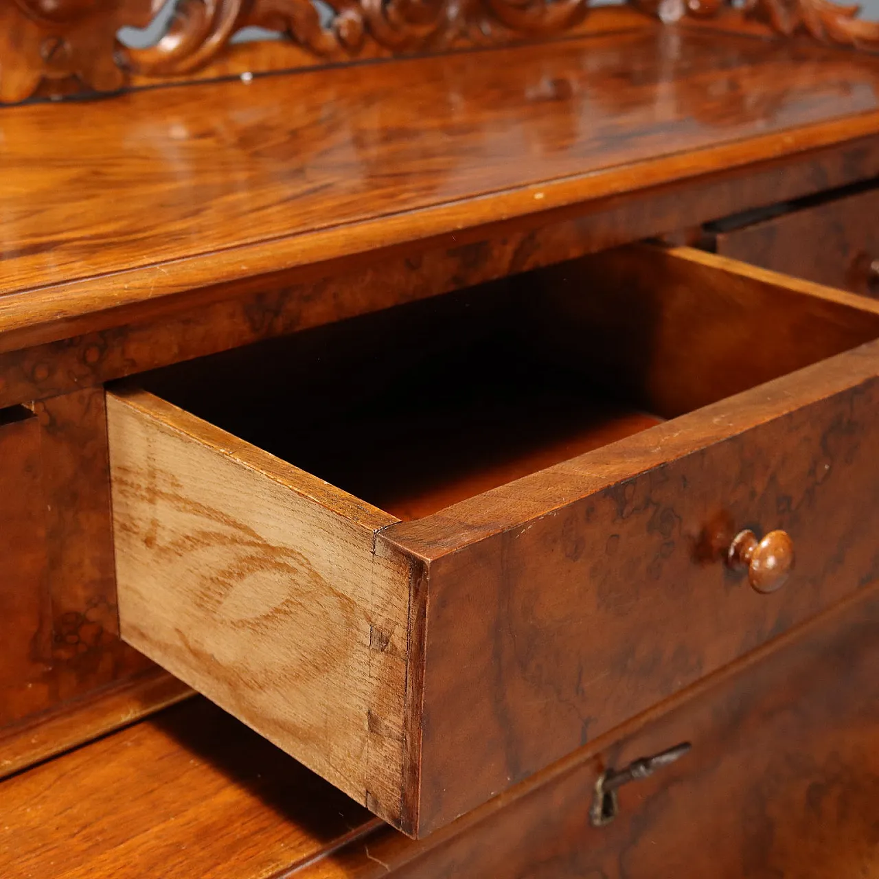 Scrivania Biedermeier in mogano e radica, metà '800 6