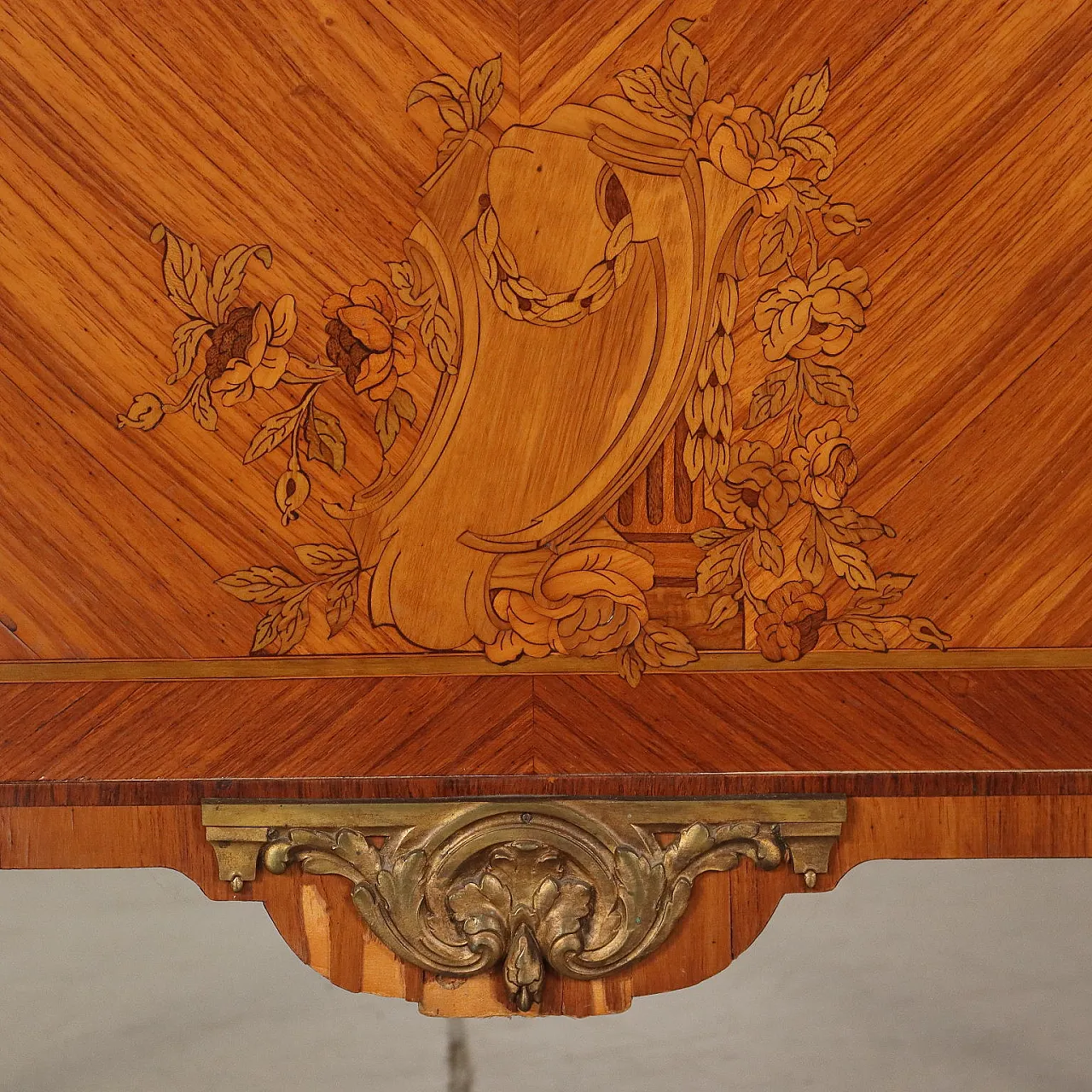 Neoclassical bois de rose display cabinet with marble top, early 1900s 9