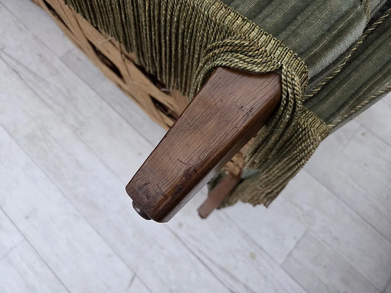 Divano danese a 3 posti in velluto verde e quercia, anni '60 21