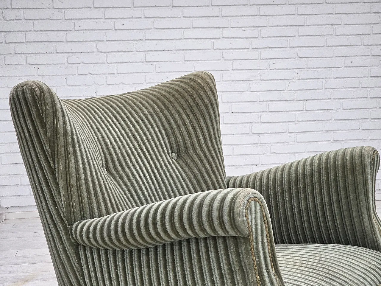 Danish armchair, green velour, oak wood legs, 1960s 4