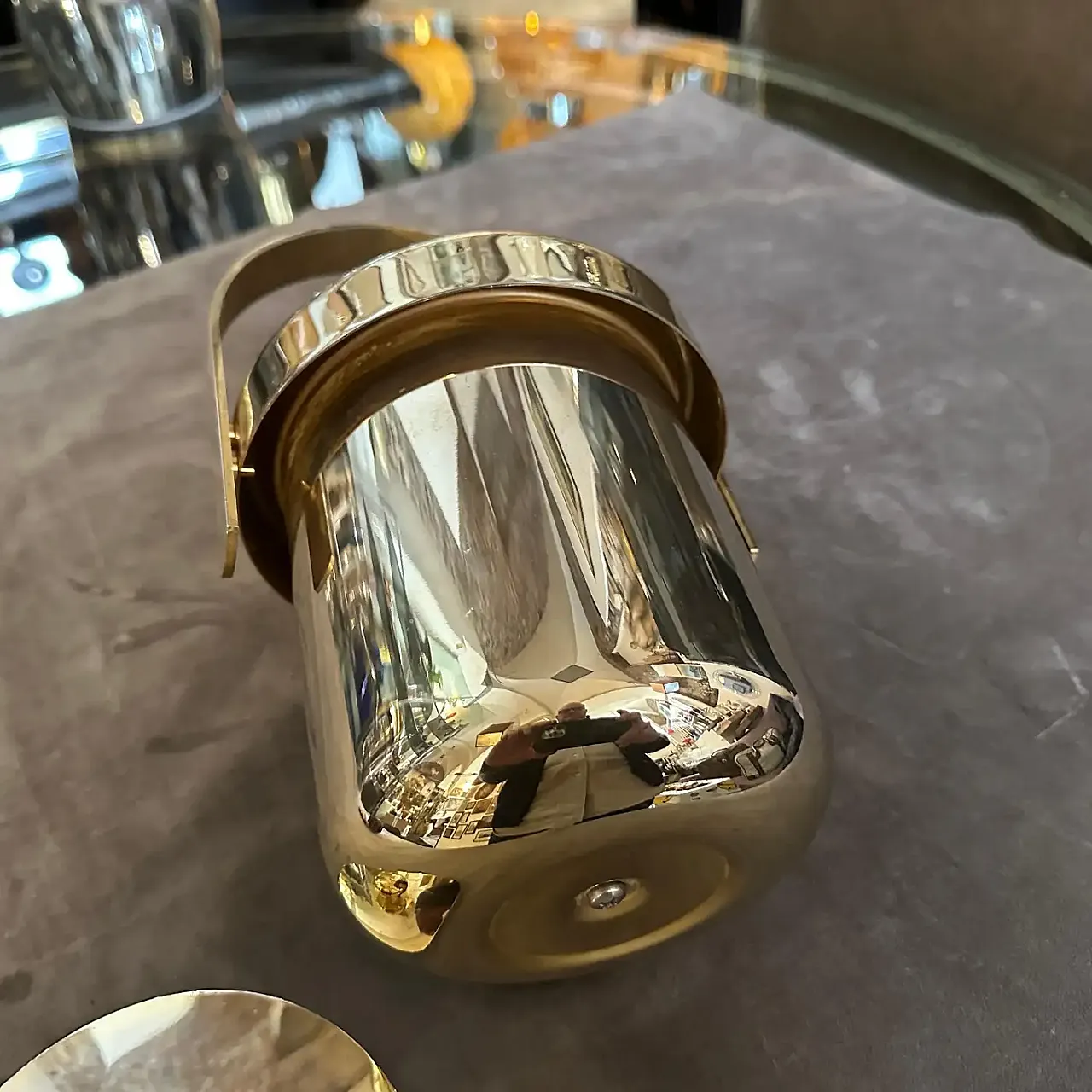 Mid-Century Modern gilded metal ice bucket, 1970s 6