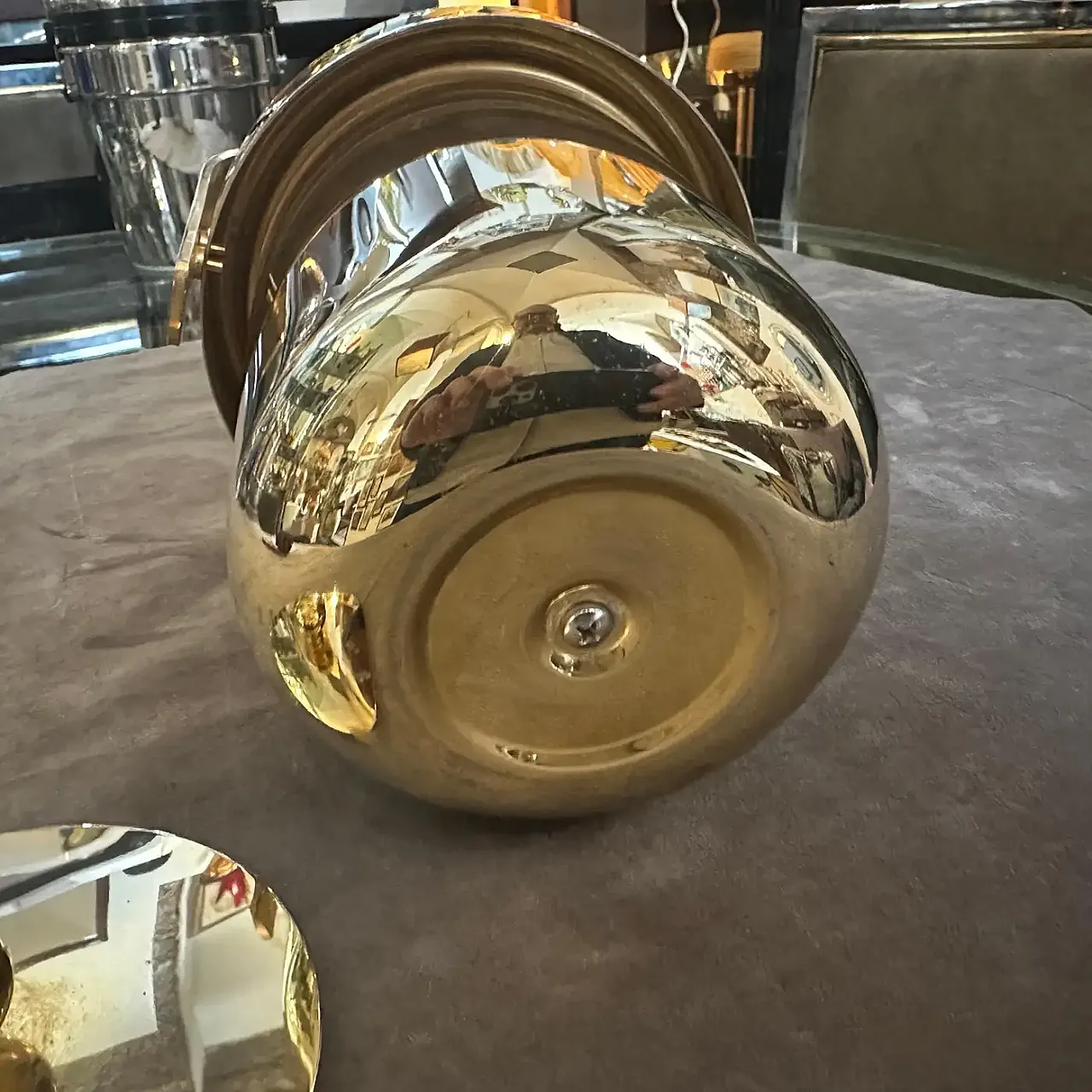 Mid-Century Modern gilded metal ice bucket, 1970s 8