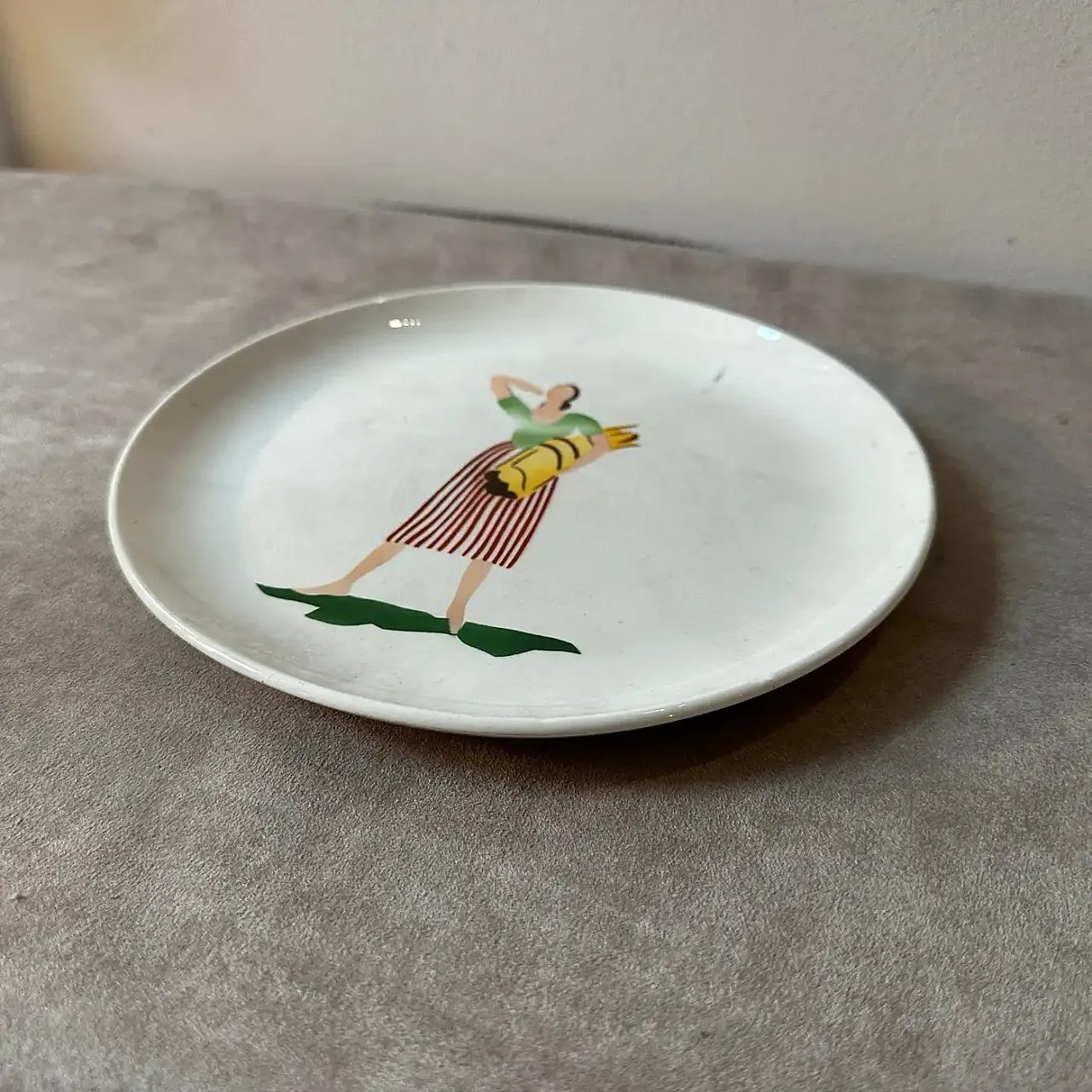 Piatto rotondo in ceramica di Guido Andlovitz per Laveno, anni '30 3