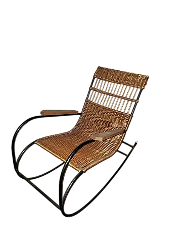 Tavolino laterale in ottone e vetro fumé con portariviste, anni '70