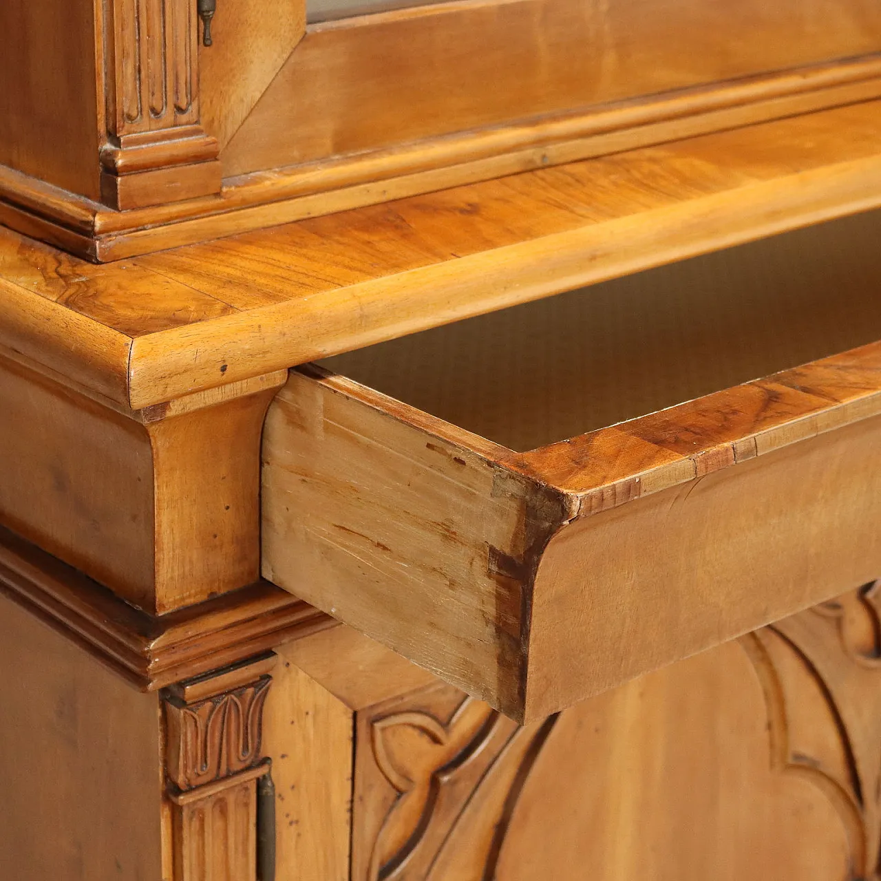Credenza neogotica in noce, metà '800 5