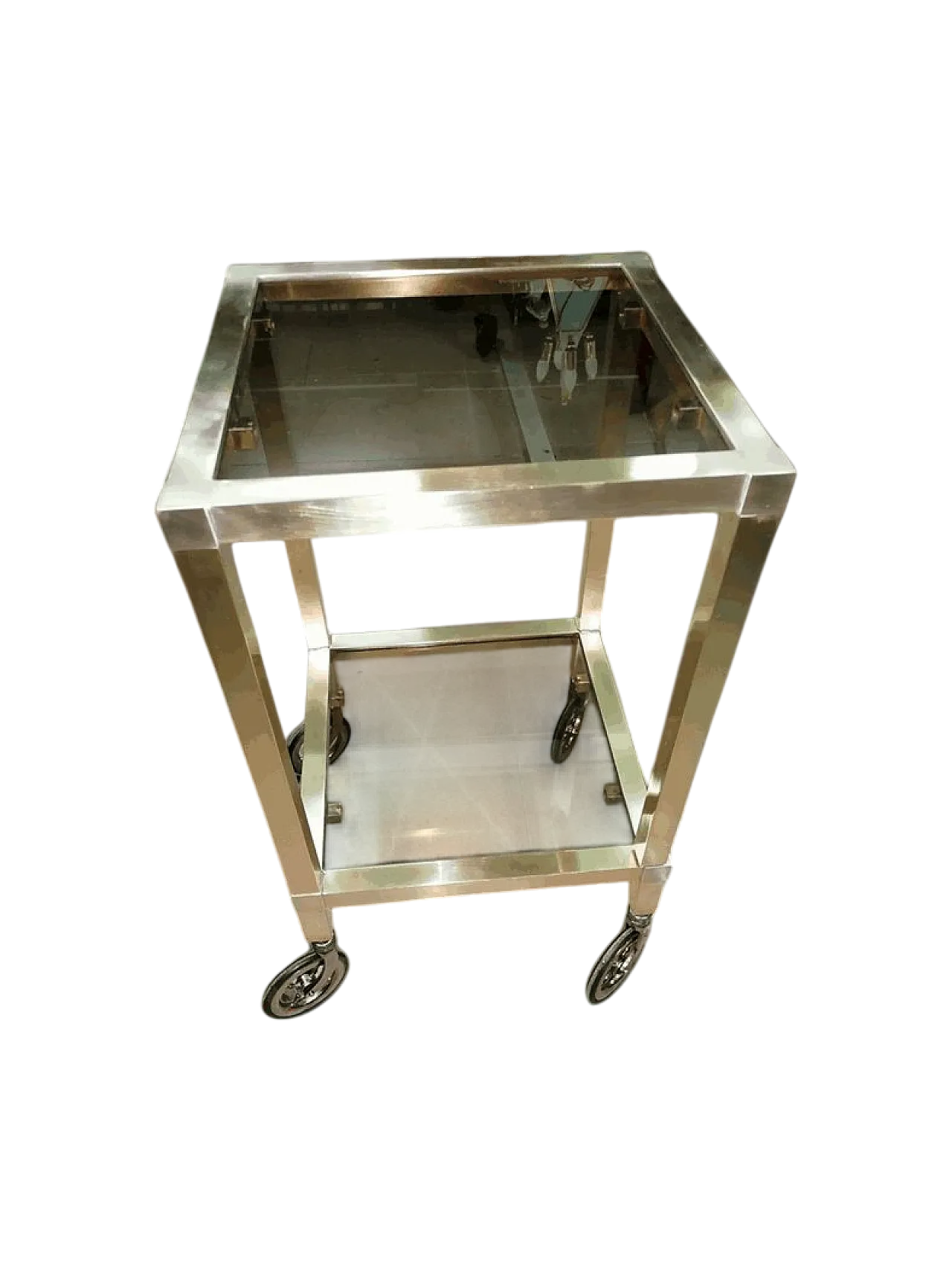 Tavolino da caffè con ruote in ottone e piani in vetro, anni '50 8