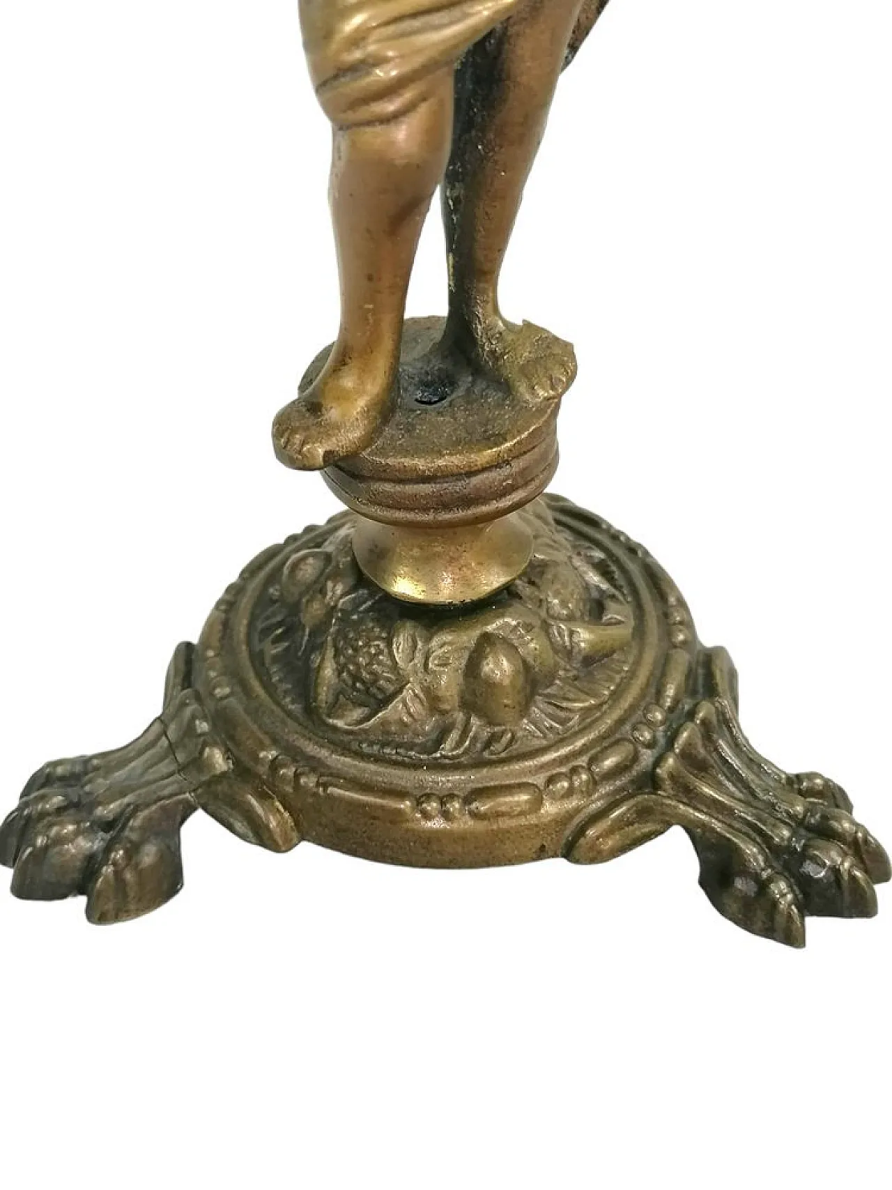 Candelabro in bronzo con putto, primo '900 2
