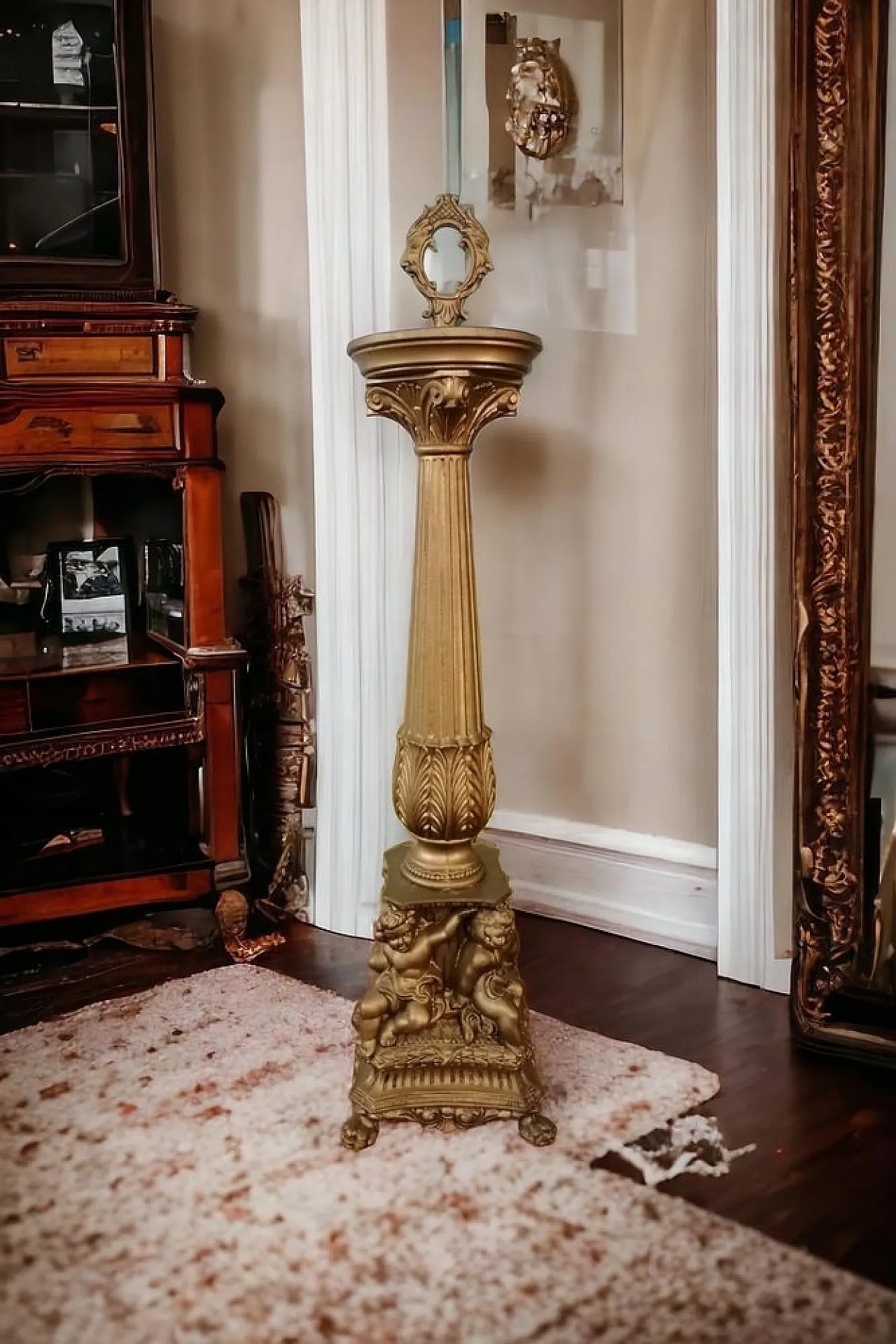 Candelabro liturgico antico da Chiesa in bronzo con putti, primo '900 2