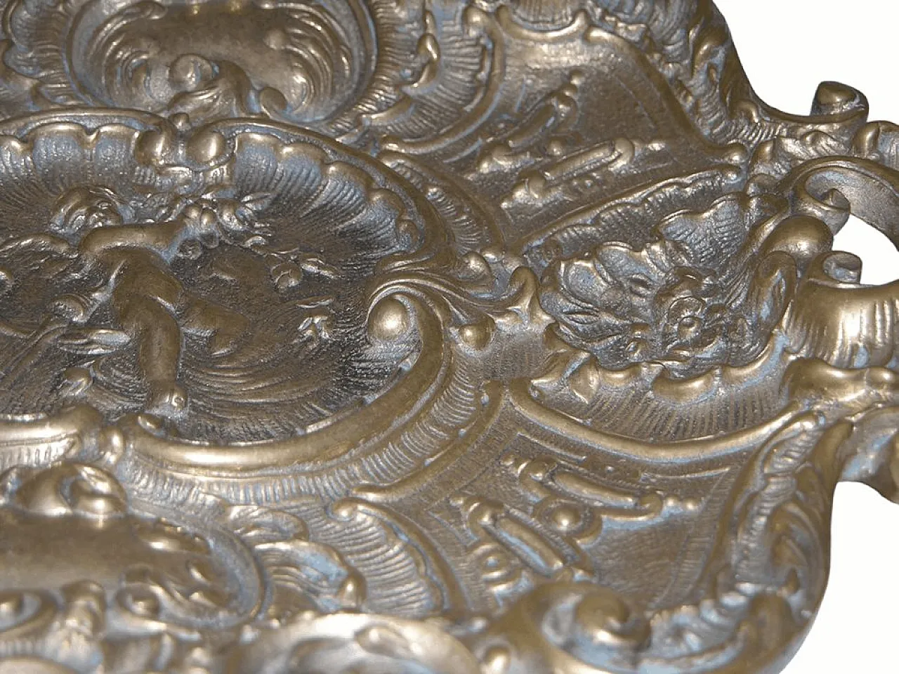 Centrotavola in bronzo raffigurante Cupido, primo '900 9