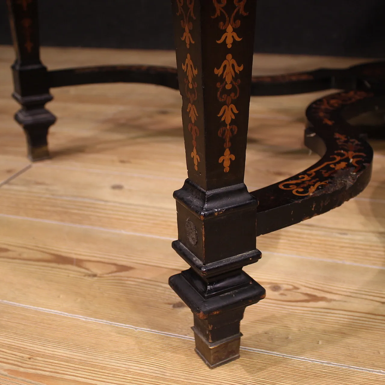 Tavolo scrittoio francese intarsiato in legni esotici, '900 10