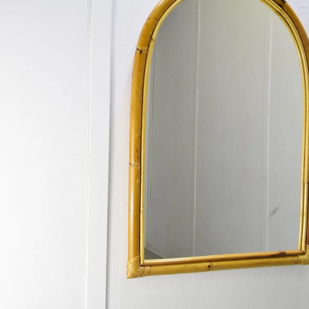 Specchio da parete in bambù e vimini, anni '70 2