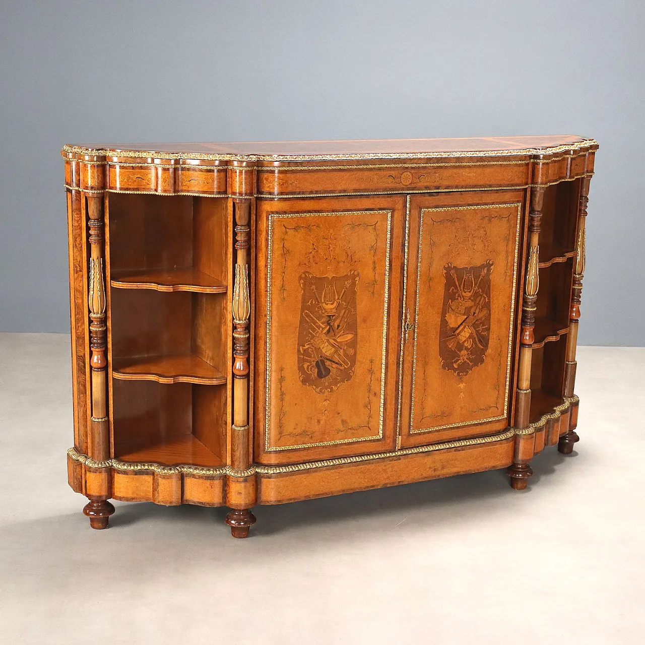 Credenza impiallacciata in acero, noce e mogano, '800 1