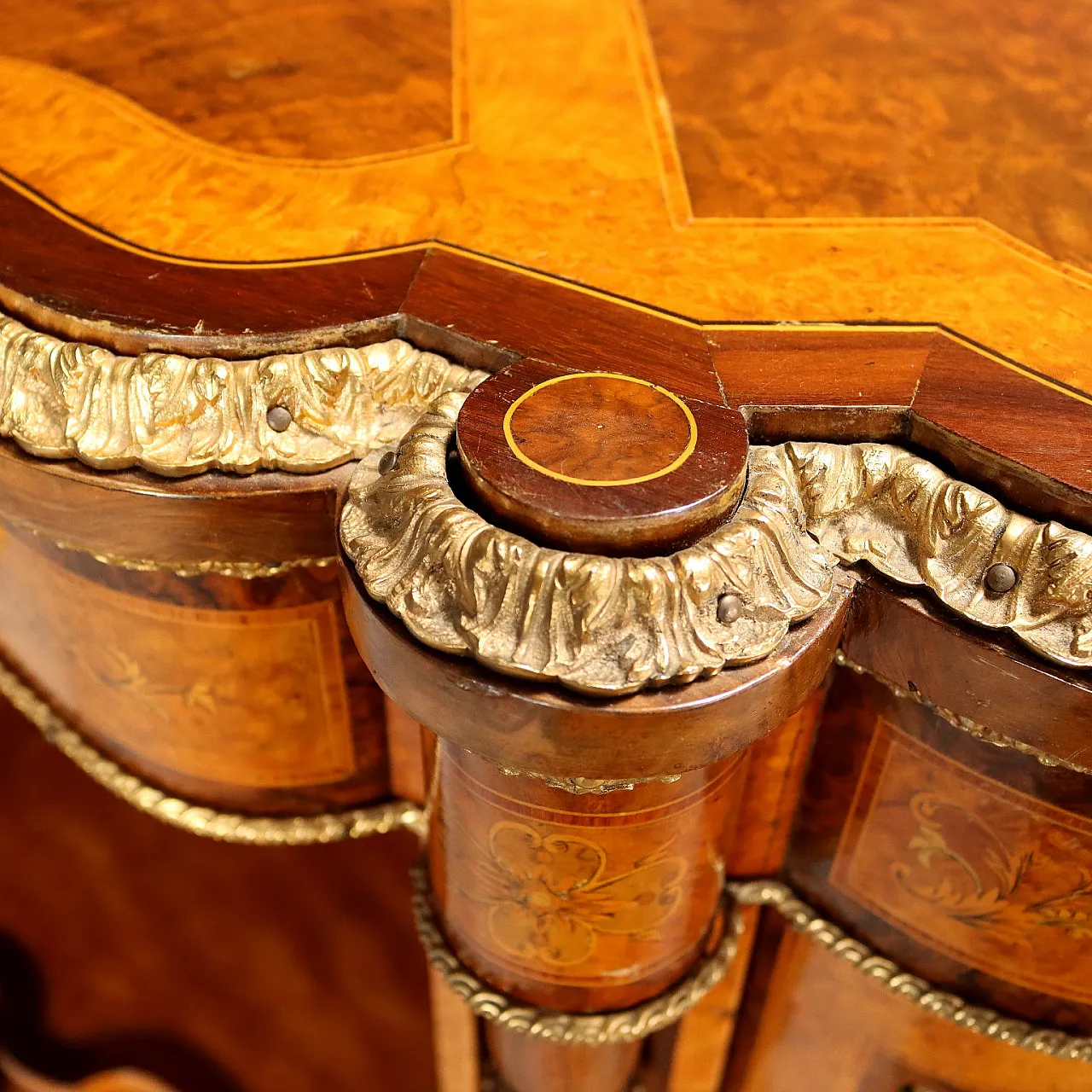 Credenza impiallacciata in acero, noce e mogano, '800 7