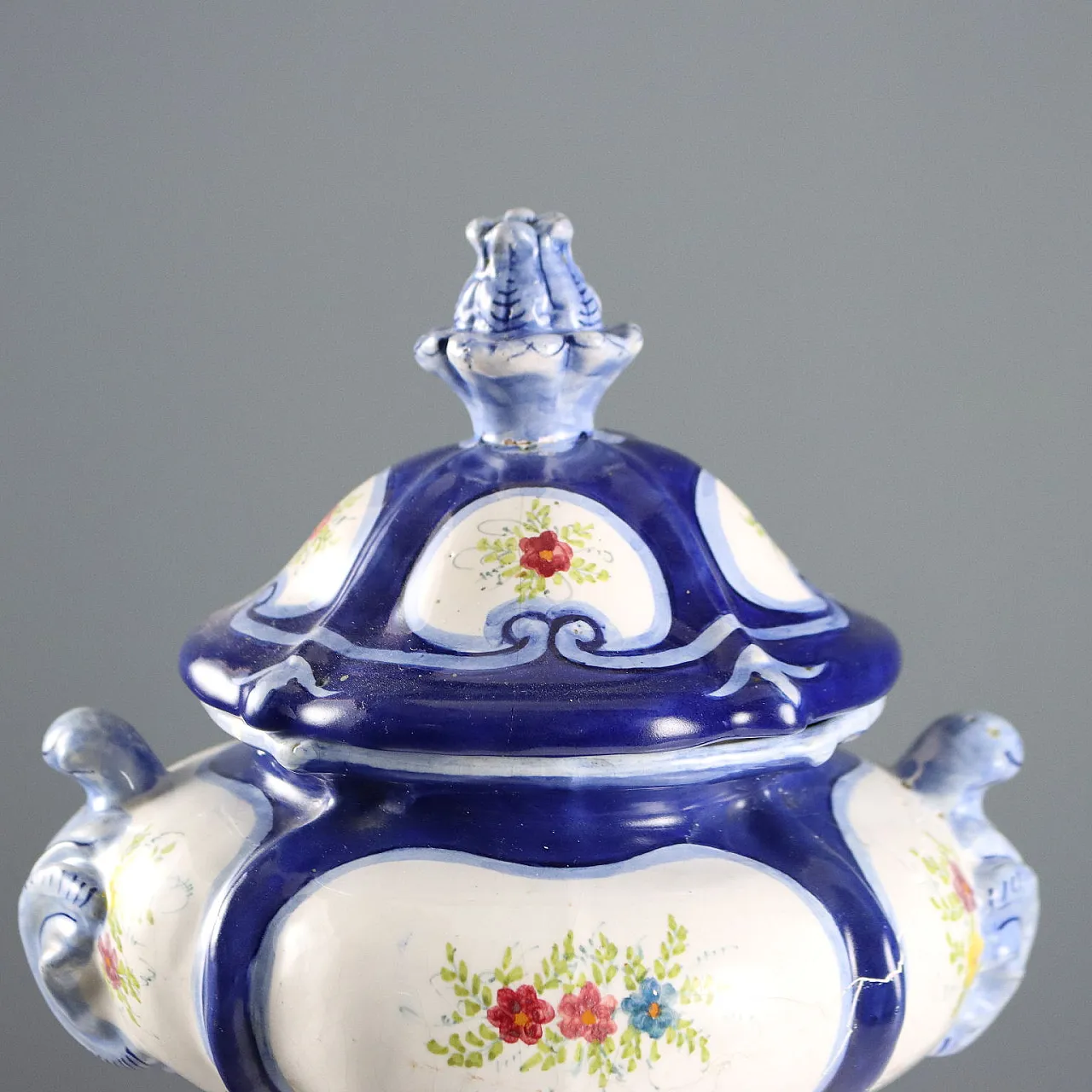 Ceramic apothecary vase, 19th century 3