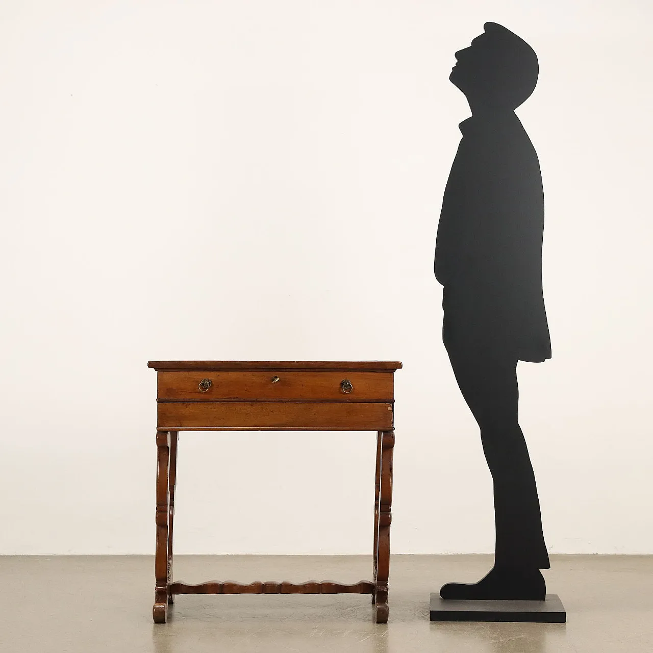 Tavolino da lavoro con gambe a lira e cassetto, '800 2