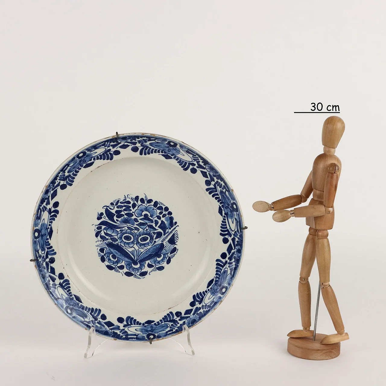 Piatto in maiolica di Manifattura Antonibon Nove, metà '700 2