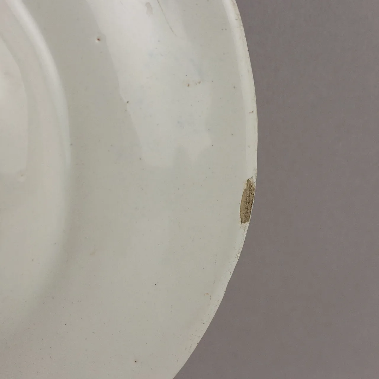 Vassoio ovale con decorazioni in maiolica, '700 7