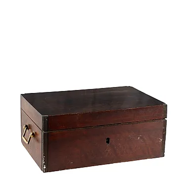 Scatola da viaggio in noce e maniglie in ottone, '800