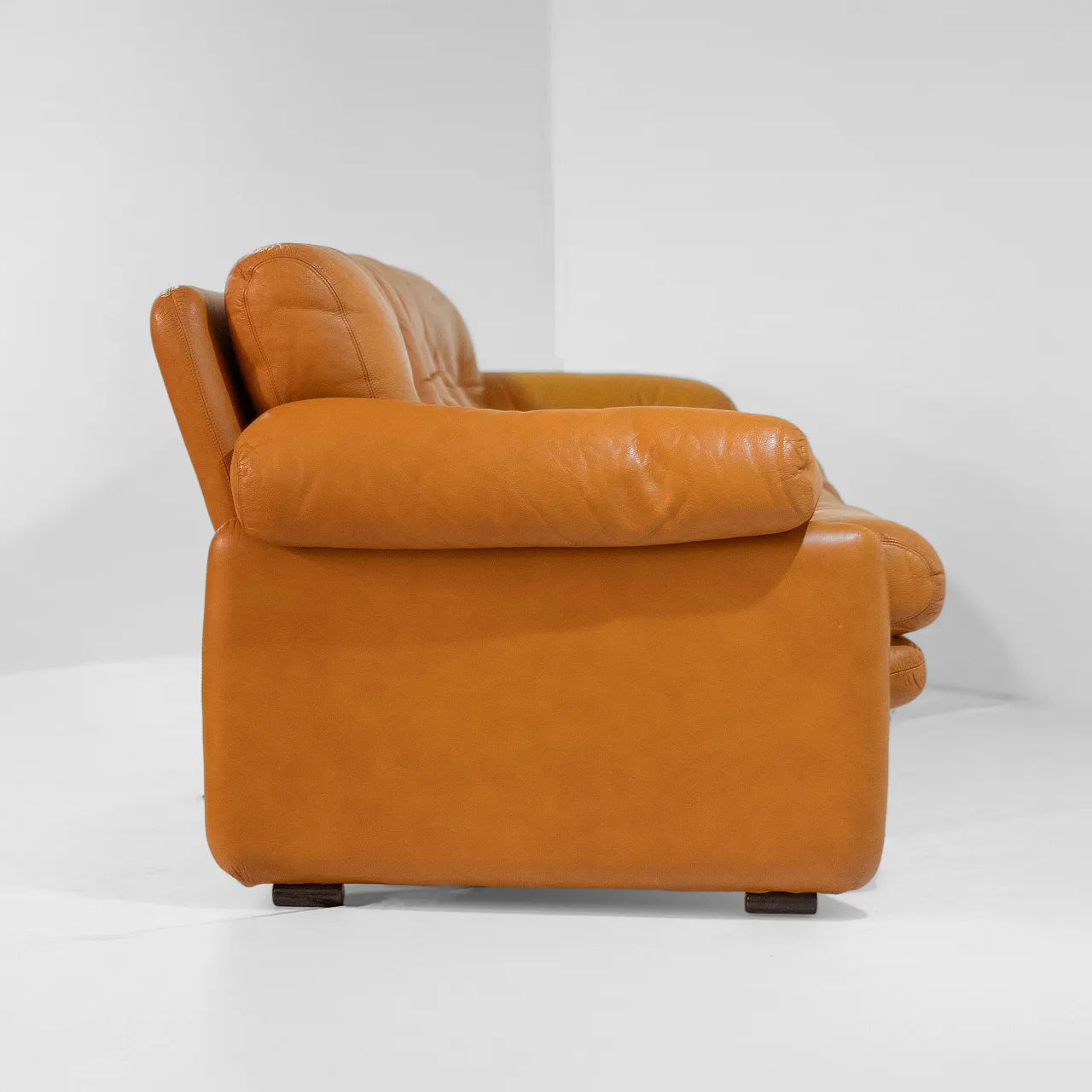 Divano Coronado di Tobia Scarpa per C&B in pelle, anni '70 3