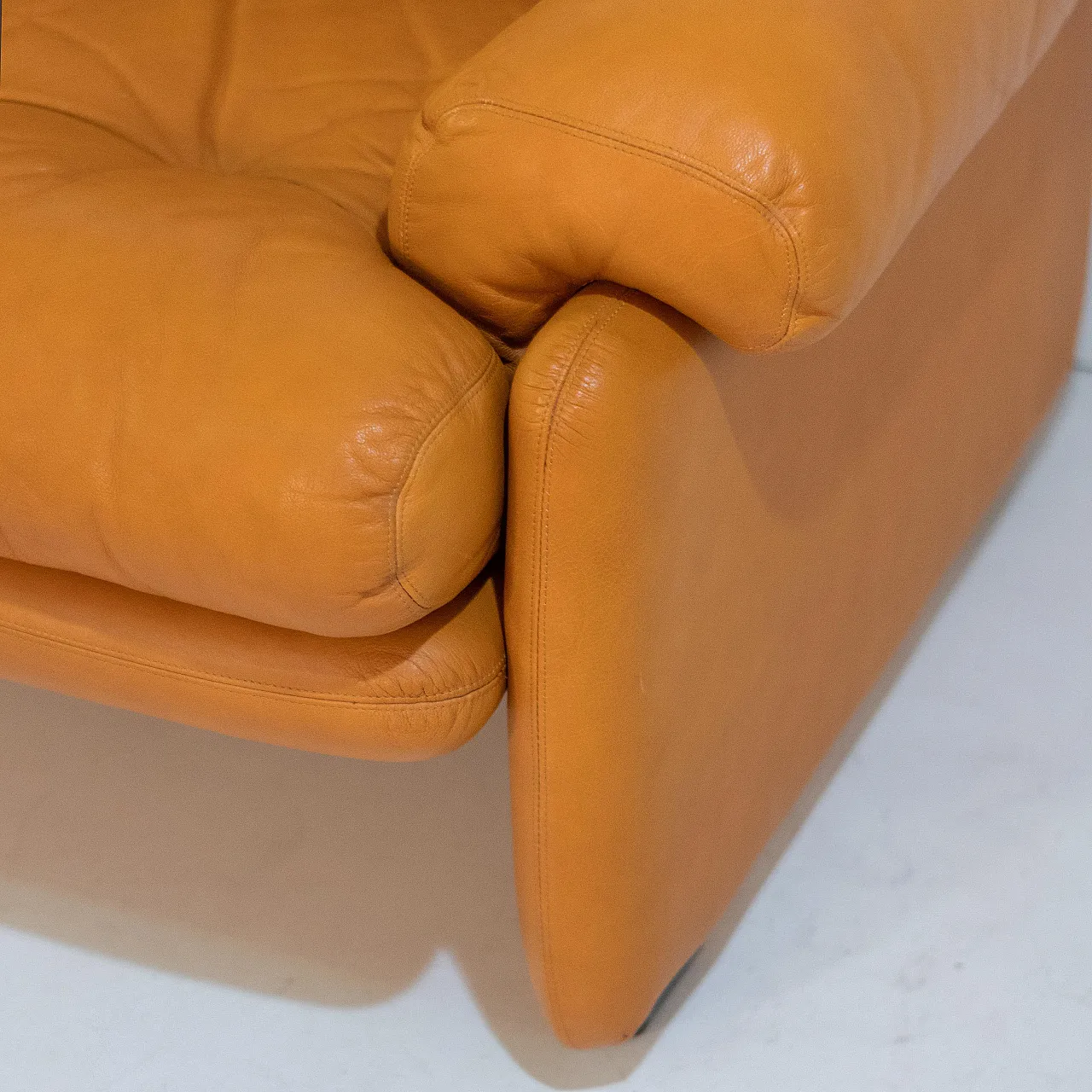 Divano Coronado di Tobia Scarpa per C&B in pelle, anni '70 13