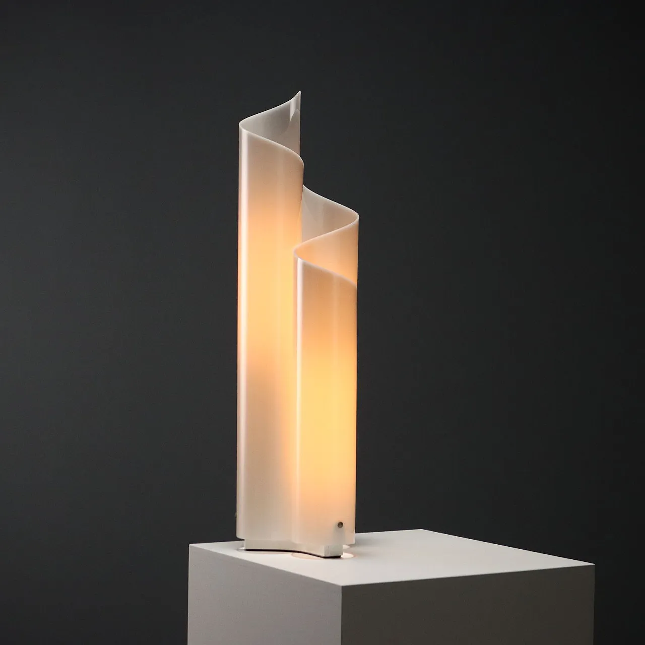 Mezzachimera lamp by Vico Magistretti for Artemide, 1970s 1