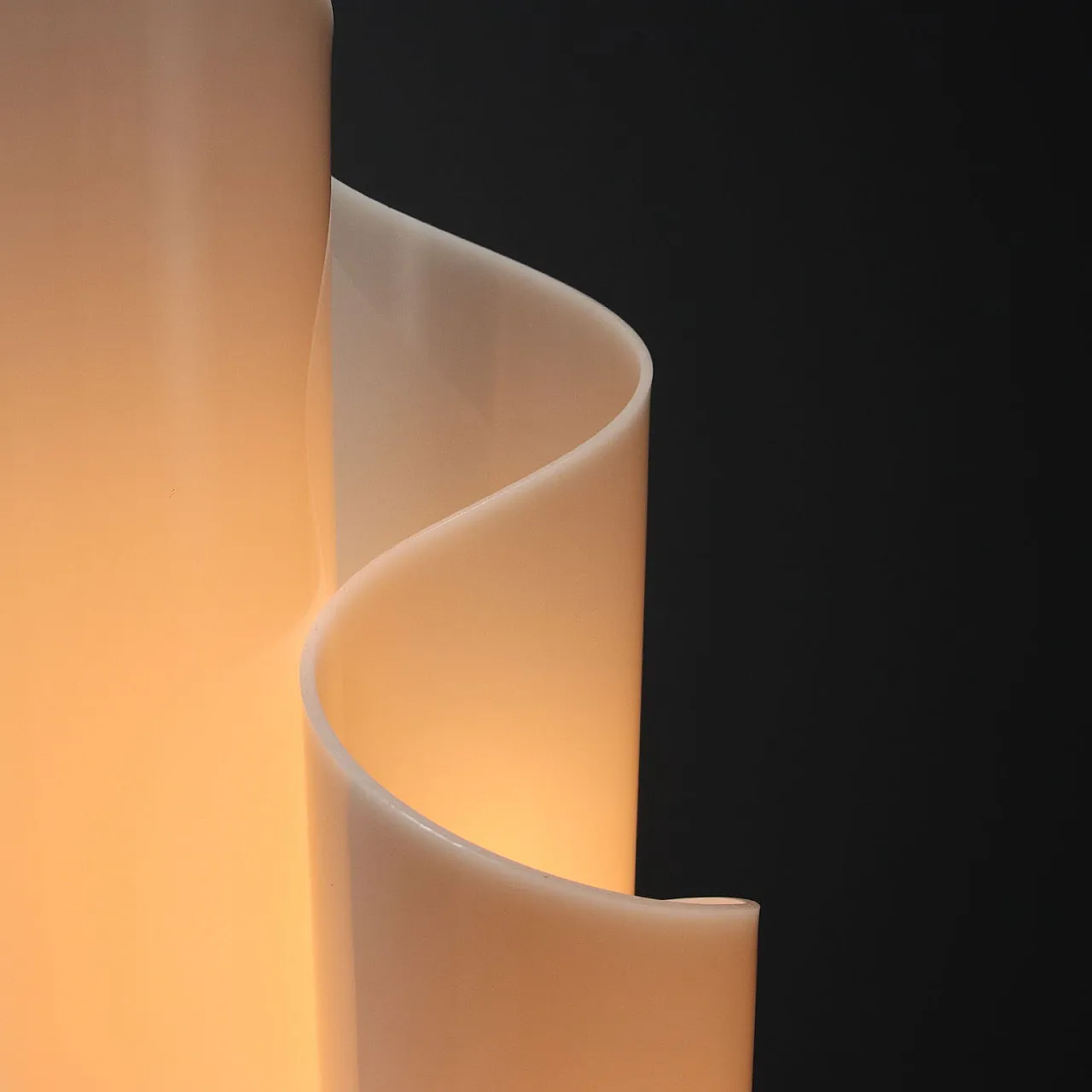 Mezzachimera lamp by Vico Magistretti for Artemide, 1970s 4