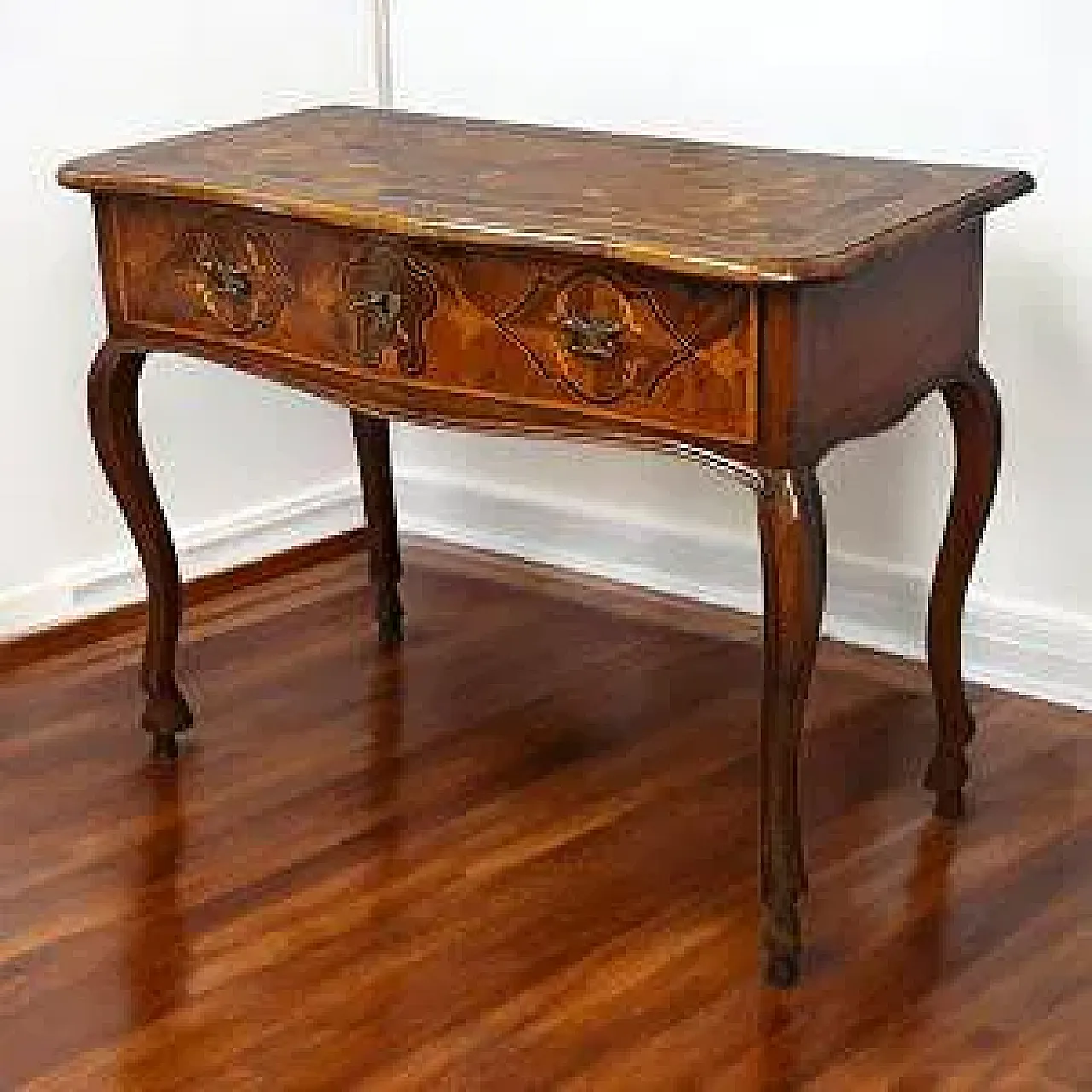 Scrittoio in legno intarsiato, '700 3