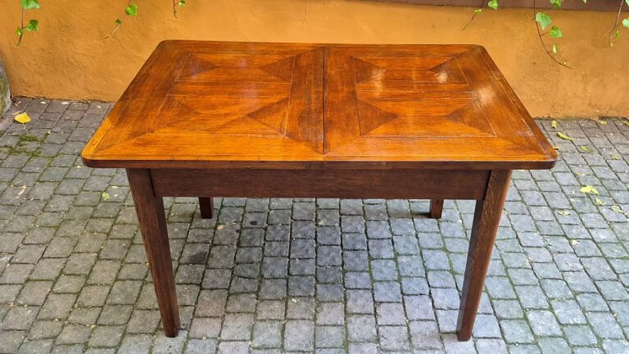 Viennese oak wood extendable table, 19th century 2