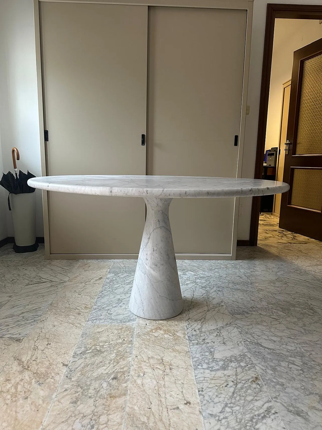 M1 Mangiarotti table in Carrara marble, 70s 1