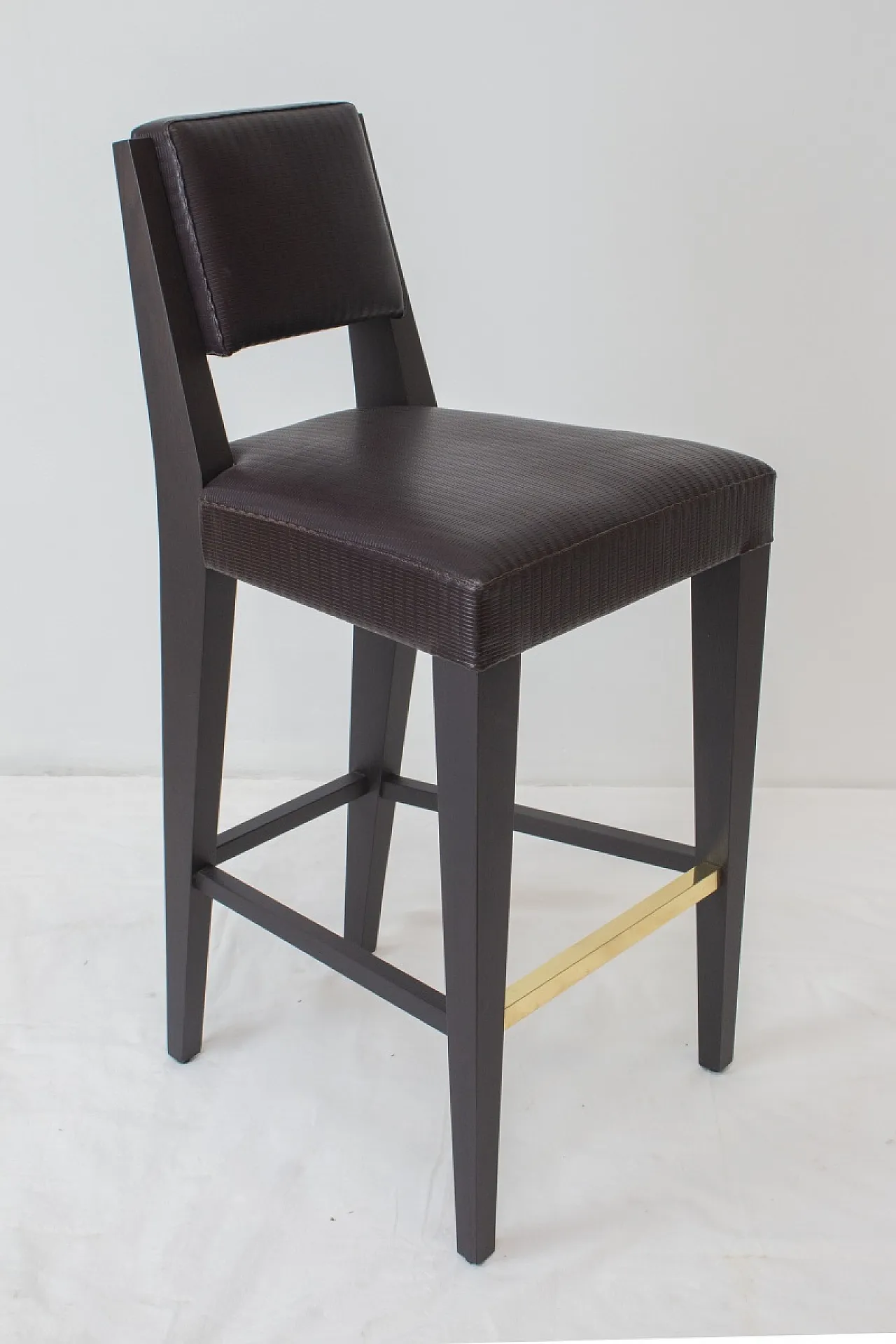 Coppia di sgabelli alti by Cassina, anni 2000 8